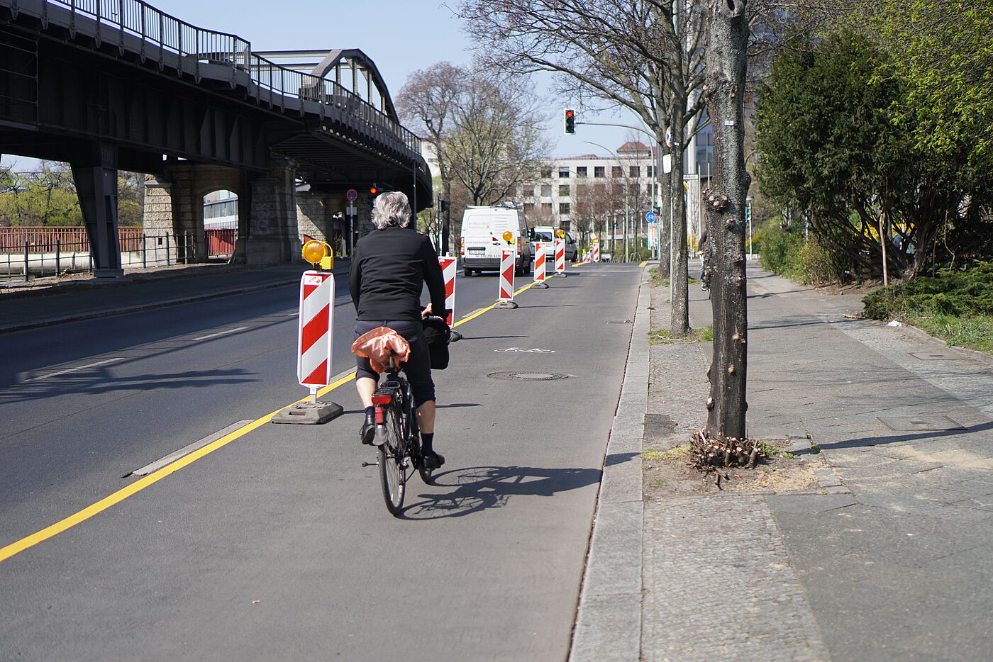 Pop-Up-Radweg am Halleschen Ufer